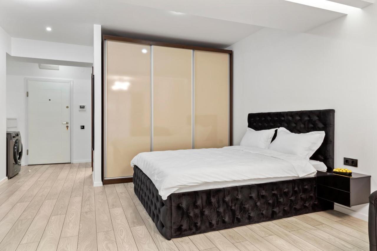 Central Deluxe By Rh Living Bucharest Exterior photo