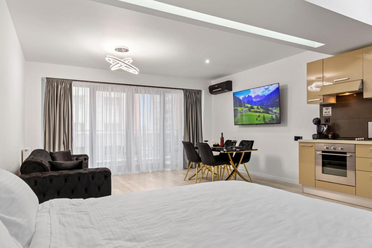 Central Deluxe By Rh Living Bucharest Exterior photo